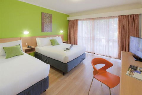 Ibis Styles Alice Springs Oasis - Accommodation ACT 6