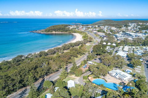 Fingal Bay Holiday Park - Accommodation ACT 1