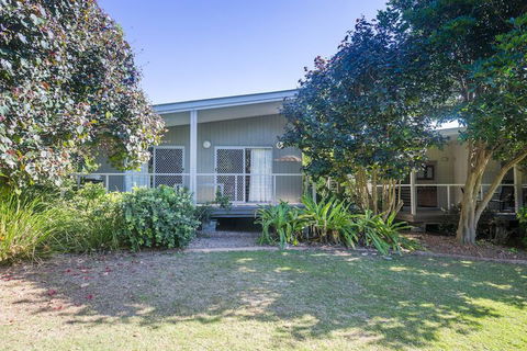 Fingal Bay Holiday Park - Accommodation ACT 3