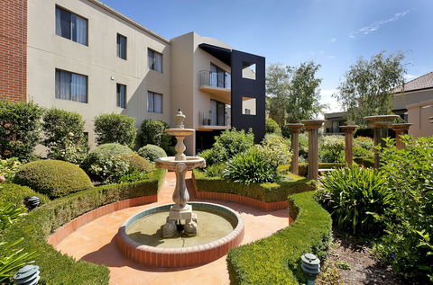Astra Apartments - The Griffin - Accommodation ACT 3