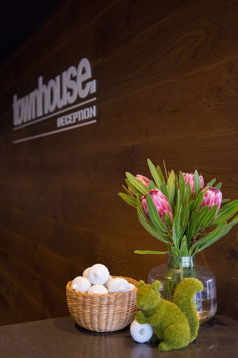 Townhouse Hotel - Accommodation ACT 6