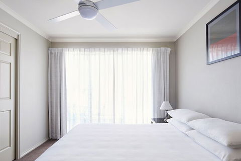 Pinnacle Apartments - Accommodation ACT 3