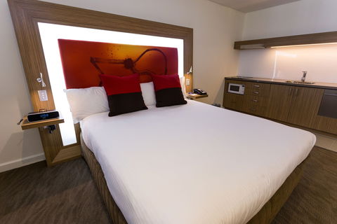 Novotel Sydney West HQ Hotel - Accommodation ACT 3