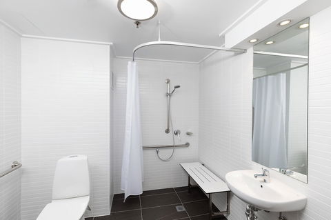Rydges Canberra - Accommodation ACT 6