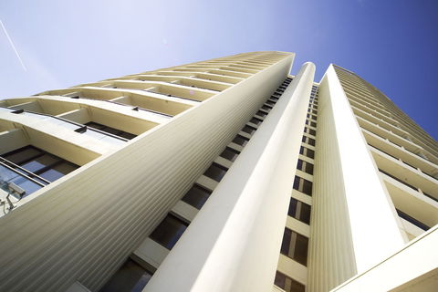 BreakFree Capital Tower - Accommodation ACT 1