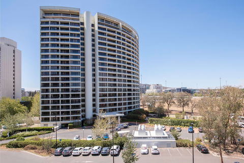 BreakFree Capital Tower - Accommodation ACT 2