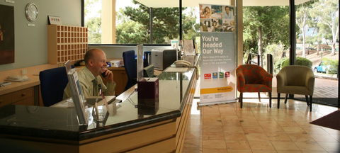 Quality Hotel Manor - Accommodation ACT 1