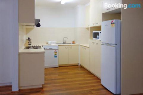 Kingston Terrace Apartments - Accommodation ACT 3