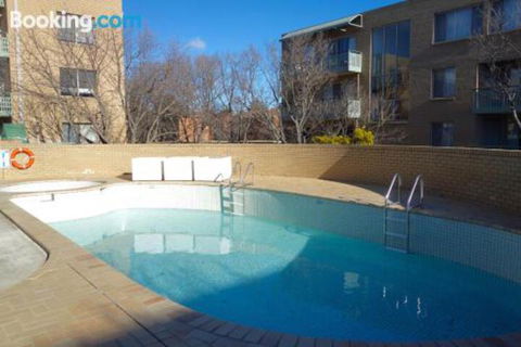 Kingston Terrace Apartments - Accommodation ACT 5