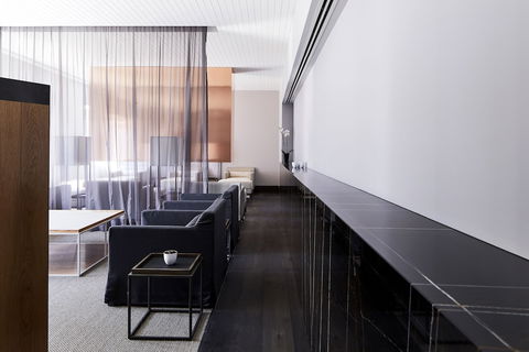 Hotel Realm - Accommodation ACT 2