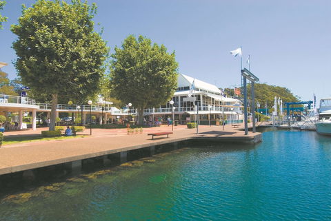 Oaks Port Stephens Pacific Blue Resort - Accommodation ACT 2