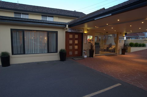 Country Plaza Queanbeyan - Accommodation ACT 2
