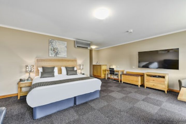  Accommodation ACT