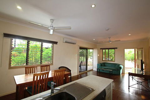 Kimberley Hotel Halls Creek - Accommodation ACT 4