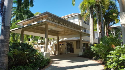 Cayman Villas - Accommodation ACT 1