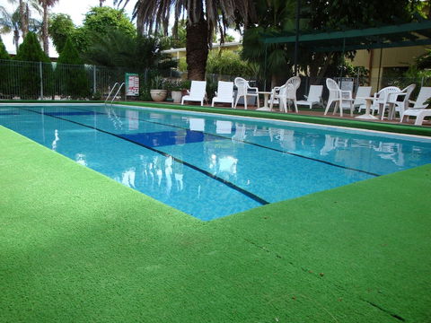 Elkira Court Motel - Accommodation ACT 5
