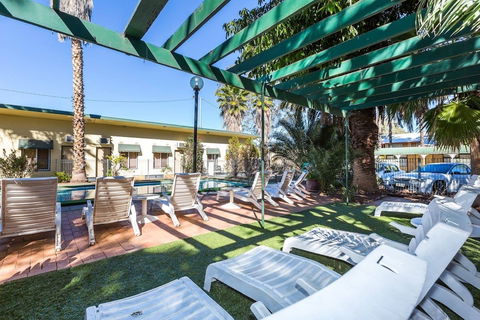 Elkira Court Motel - Accommodation ACT 4