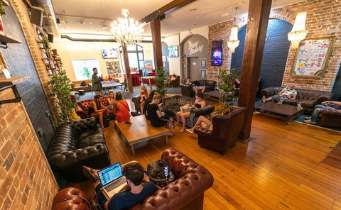 Base Sydney - Hostel - Accommodation ACT 1