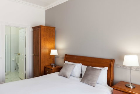 Majestic Tynte Street Apartments - Accommodation ACT 5