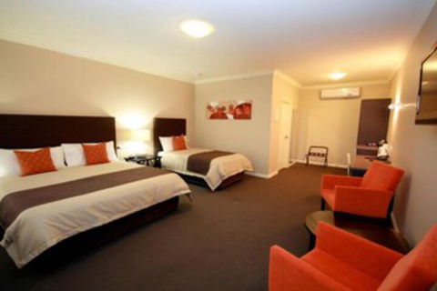 Sundowner Motel Hotel - Accommodation ACT 0