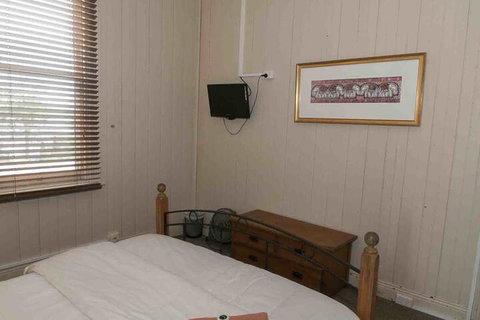 Ulmarra Hotel - Accommodation ACT 7