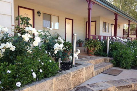 The Nosh & Nod - Avon Terrace - Accommodation ACT 0