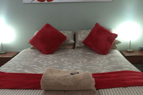 The Nosh & Nod - Avon Terrace - Accommodation ACT 5