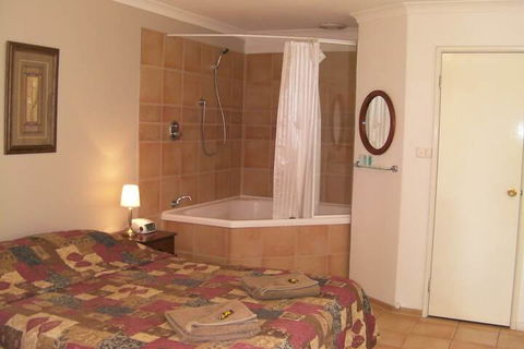 The Nosh & Nod - Avon Terrace - Accommodation ACT 2