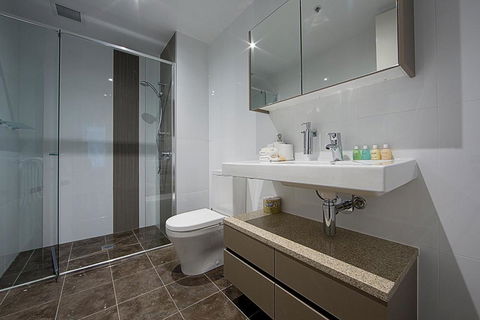 Accommodate Canberra Manhattan On The Park - Accommodation ACT 1