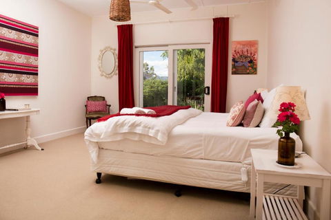 Harvest Farm - Accommodation ACT 1