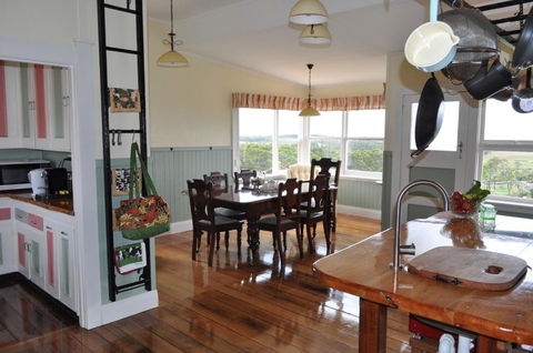 Beths Cottage Roaring 40s - Accommodation ACT 5