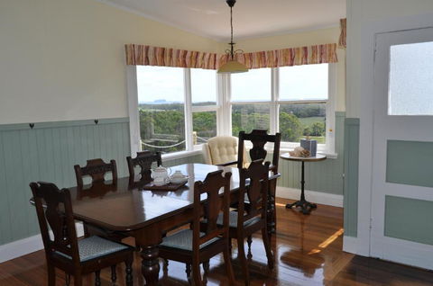 Beths Cottage Roaring 40s - Accommodation ACT 4