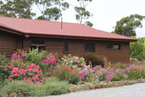 Eagles Roost Farmstay B & B - Accommodation ACT 0