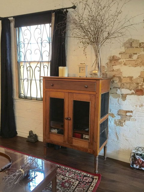 Chiltern Cottage & Indigo Suite - Accommodation ACT 4
