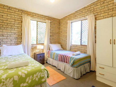 Whispering Trees - Accommodation ACT 2