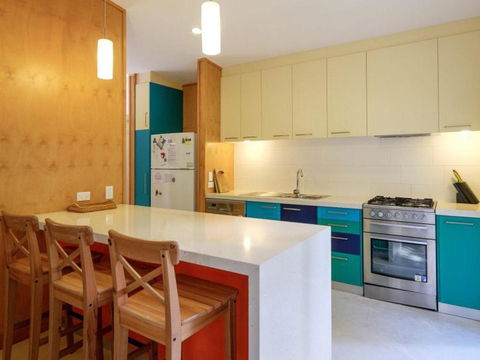 Whispering Trees - Accommodation ACT 6