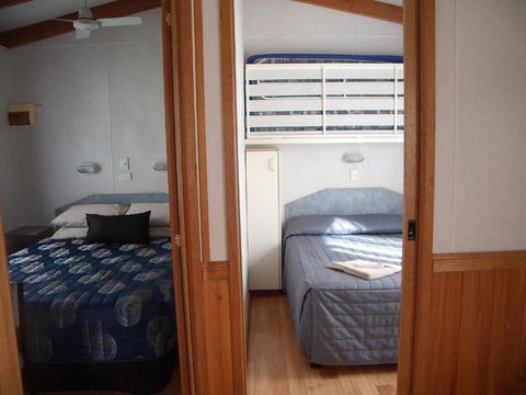 Elliston Waterloo Bay Tourist Park - Accommodation ACT 5