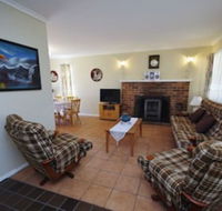 Fravent House - Accommodation ACT