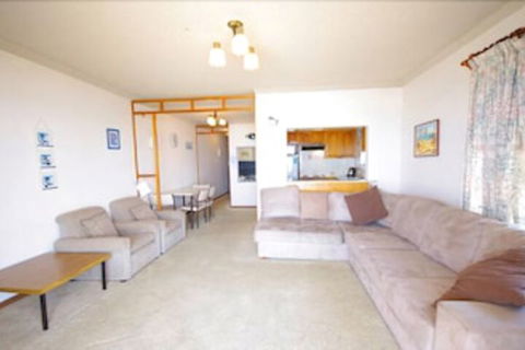 Avilla Court 2 - Accommodation ACT 6