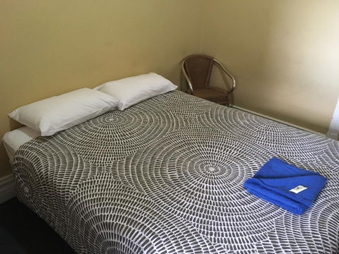 Royal Exchange - Accommodation ACT 3