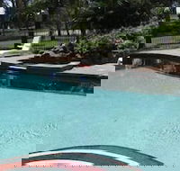 Charbonnier Motor Inn - Accommodation ACT