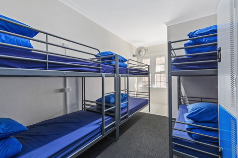 Ady's Place Backpackers - Accommodation ACT 2