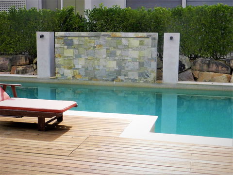 Shangri-La Gardens - Accommodation ACT 2