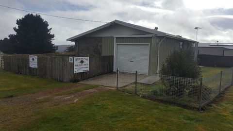 Waratah Falls Holiday Unit - Accommodation ACT 1