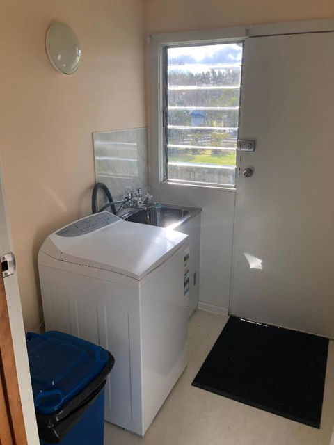 Waratah Falls Holiday Unit - Accommodation ACT 5