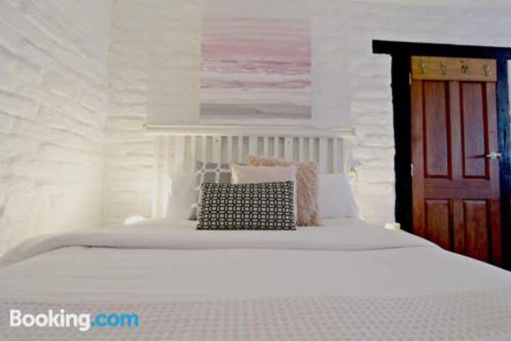 Eganstown VIC Accommodation ACT