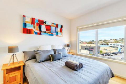 Bellerive Marina View Apartments NO 27 - Accommodation ACT 3