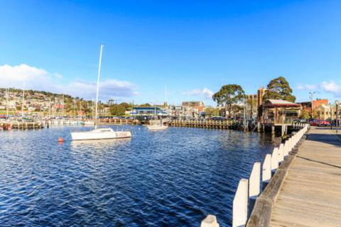 Bellerive Marina View Apartments NO 27 - Accommodation ACT 5