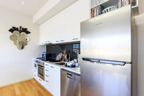 Bellerive Marina View Apartments NO 27 - Accommodation ACT 4