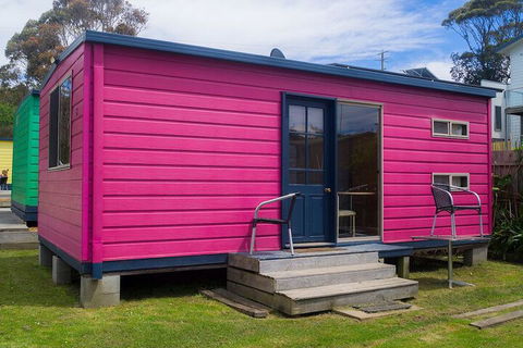 The Waterwheel Beach Cabins - Caravan Park - Accommodation ACT 2